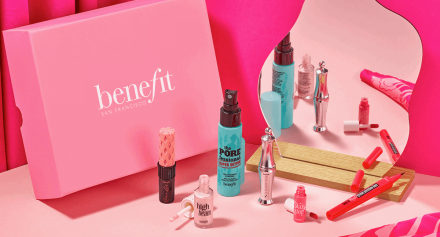 Benefit Beauty Gift Box 2022