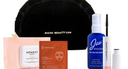 Niche Beauty Travel Like A Pro Skincare Set 2022