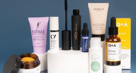 Naturisimo The Treat Yourself Exclusive Discovery Box 2022