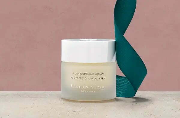 Free Deep Cleansing Mask 50ml when you spend £150 at Omorovicza