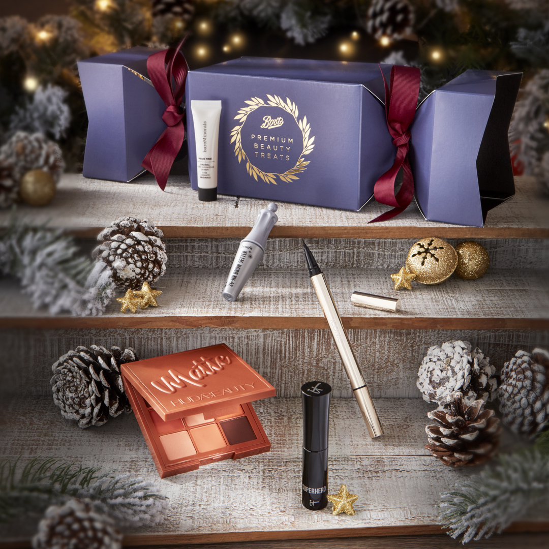 Boots Premium Beauty Christmas Treats Cracker – Purple