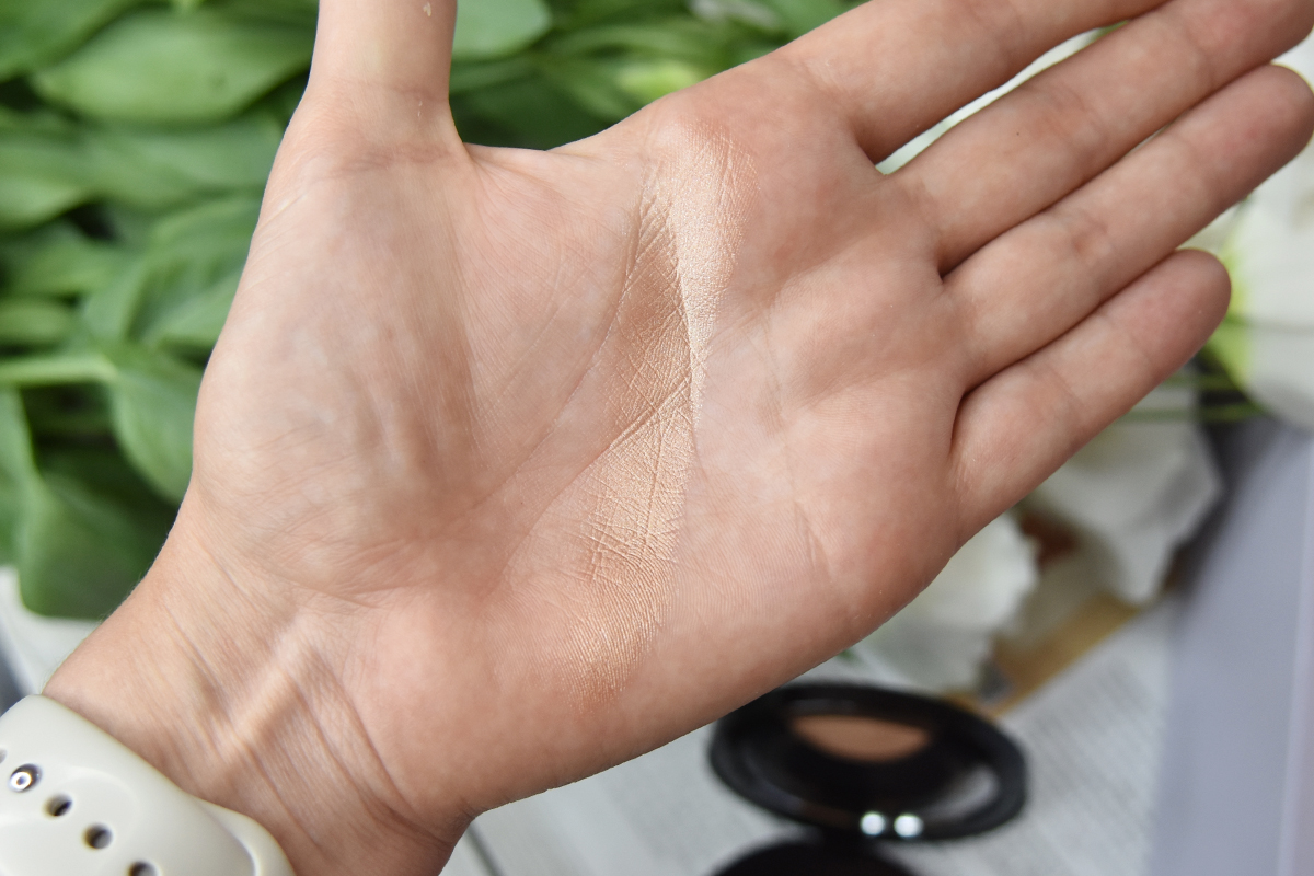 Saie Glow Sculpt Multi Use Cream Highlighting Blush in Quartzglow