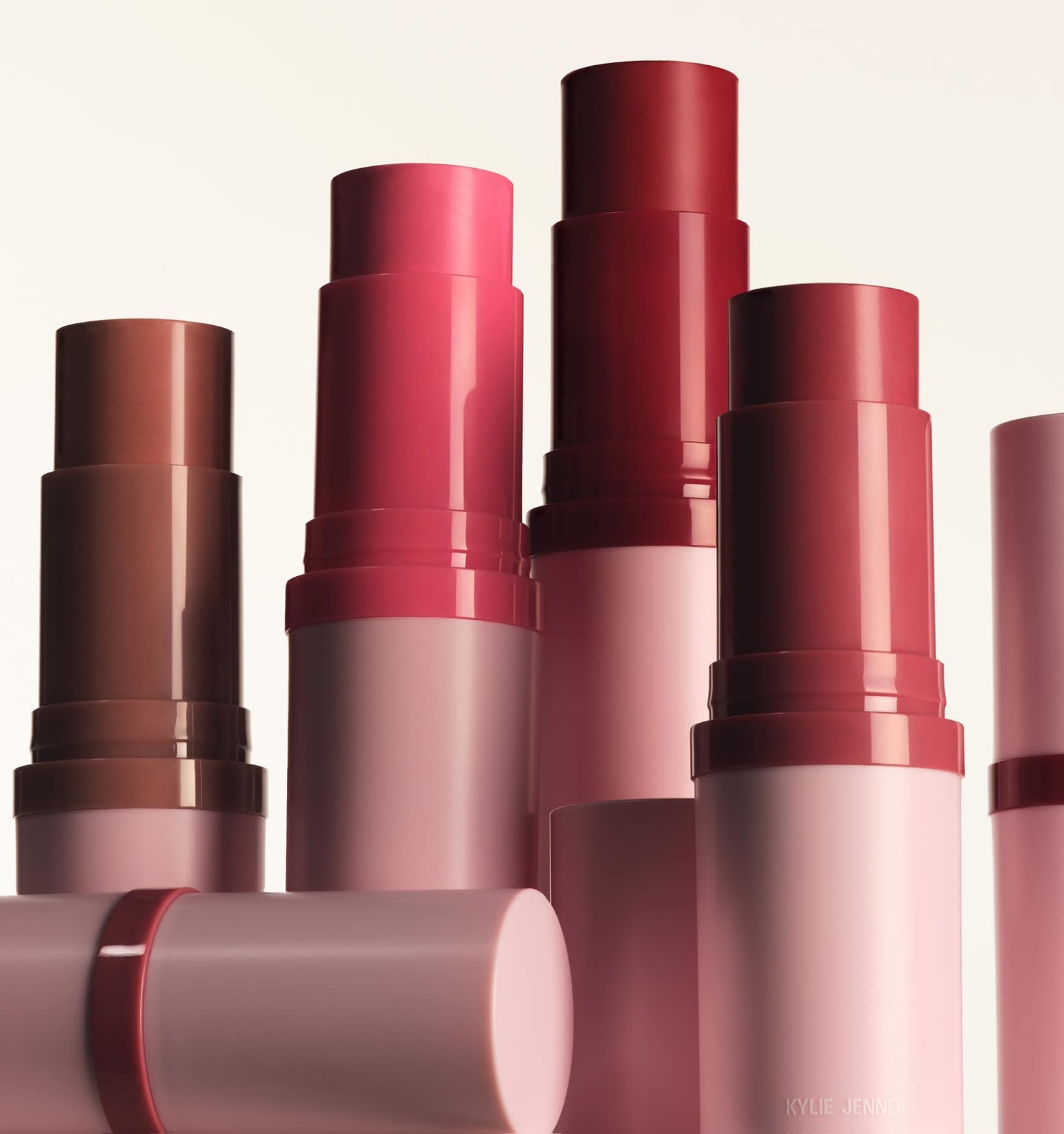 Kylie by Kylie Jenner Powder Blush Stick Kylie by Kylie Jenner Powder Blush Stick