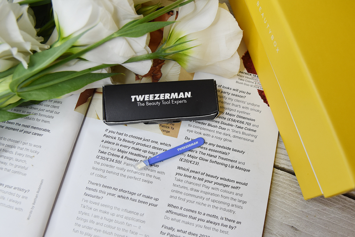 Tweezerman Micro Mini Tweezers in Blue