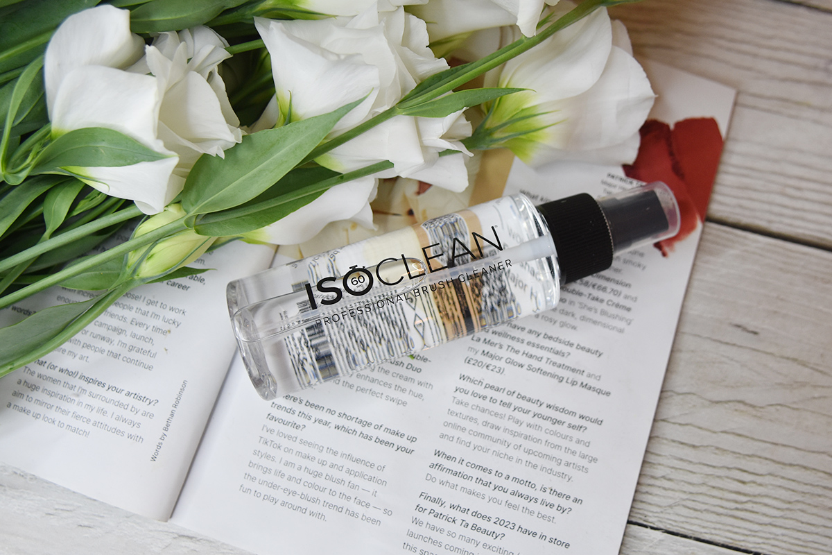 ISOCLEAN Makeup Brush Cleaner  ISOCLEAN Makeup Brush Cleaner