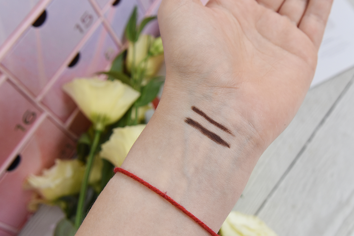 ISAMAYA Spur Stick Suede Lip Liner ISAMAYA Spur Stick Suede Lip Liner