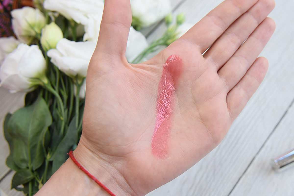 Chantecaille Cheek Gelée in Vibrant Chantecaille Cheek Gelée in Vibrant