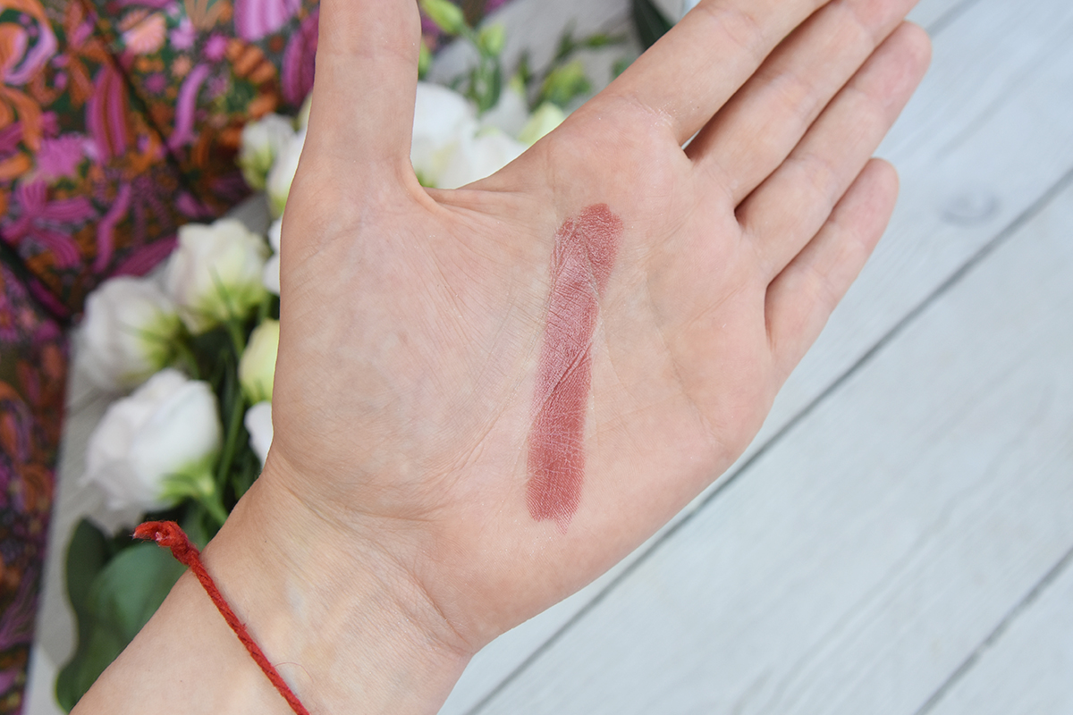 Lisa Eldridge Luxuriously Lucent Lip Colour in Painterly Lisa Eldridge Luxuriously Lucent Lip Colour in Painterly