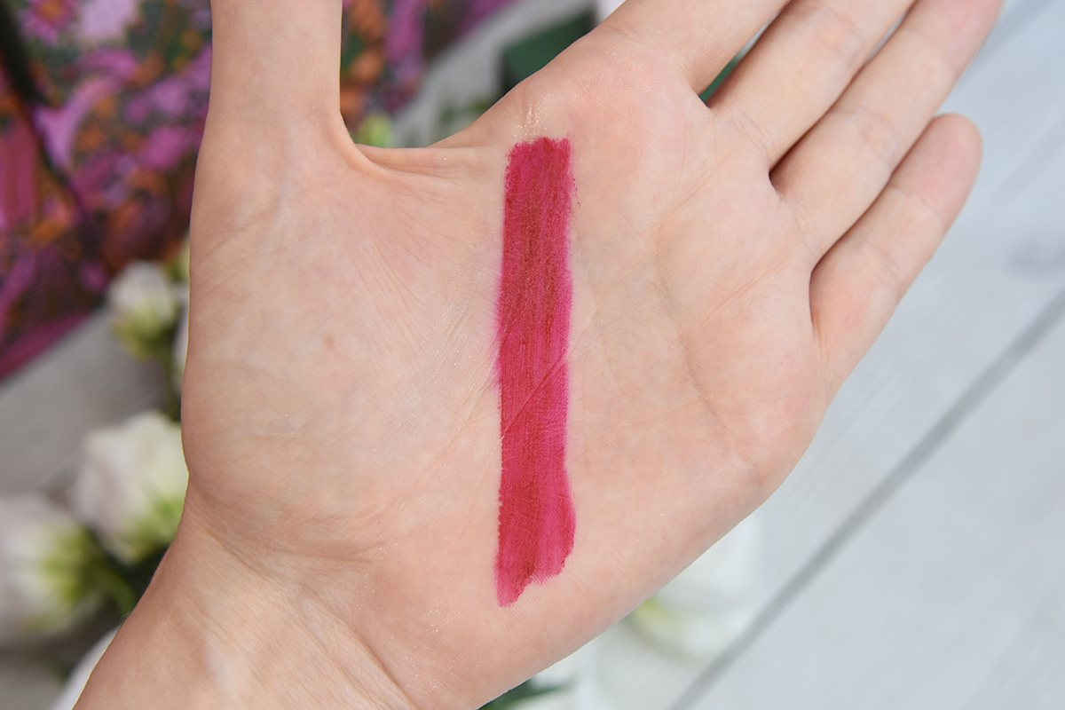 Glossier G Suit Soft Touch Matte Liquid Lip Crème in Jet Glossier G Suit Soft Touch Matte Liquid Lip Crème in Jet