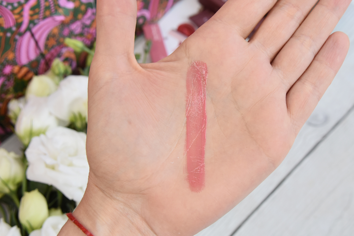 Rare Beauty Soft Pinch Tinted Lip Oil in Hope Rare Beauty Soft Pinch Tinted Lip Oil in Hope