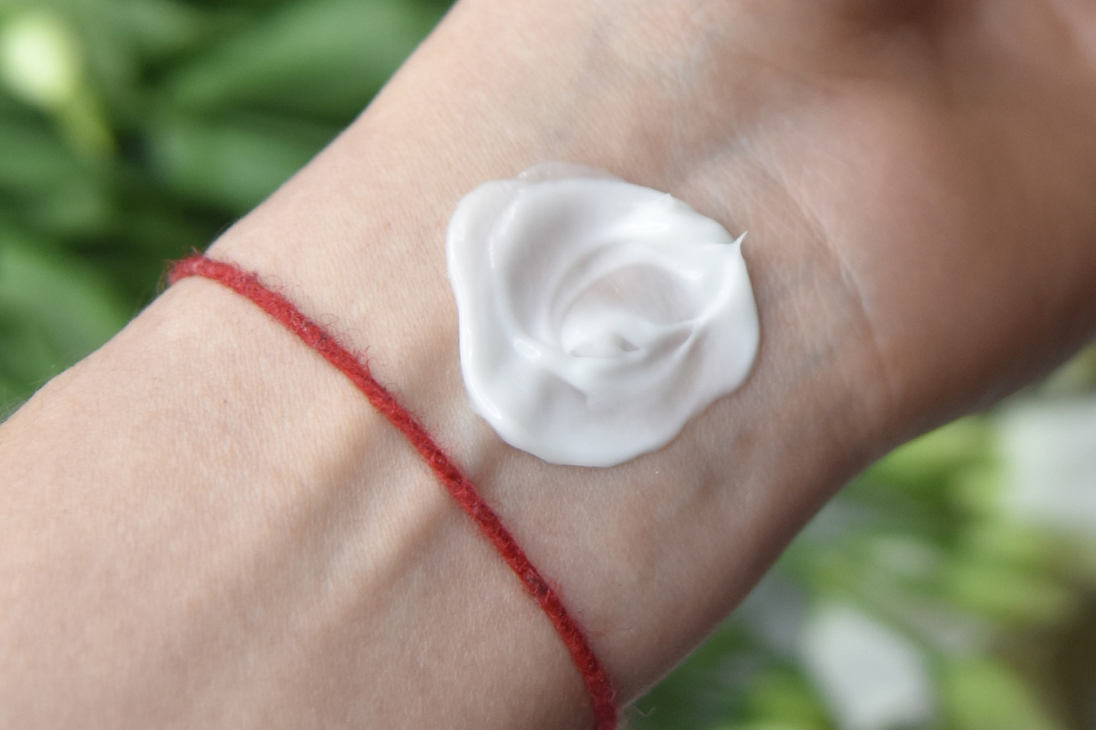 Fresh Floral Recovery Overnight Mask Review Fresh Floral Recovery Overnight Mask Review