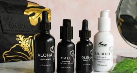Laurel & Reed x Honua Skincare Beauty Box 2024 Laurel & Reed x Honua Skincare Beauty Box 2024