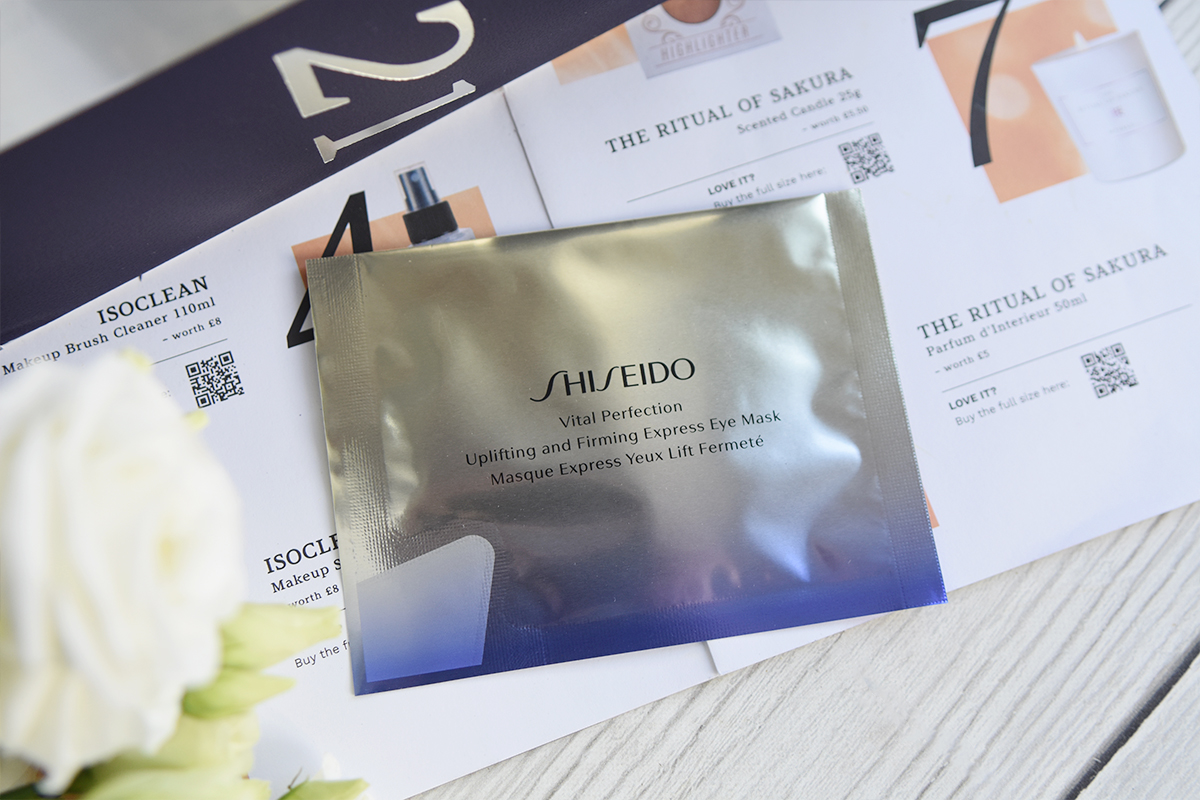 Shiseido Uplifting and Firming Express Eye Mask Shiseido Uplifting and Firming Express Eye Mask