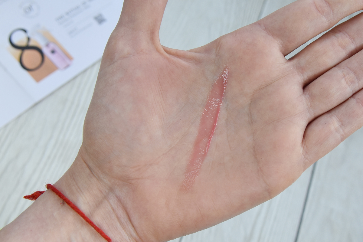 Glow Hub Gen Gleam Collagen Up Lip Gloss Glow Hub Gen Gleam Collagen Up Lip Gloss