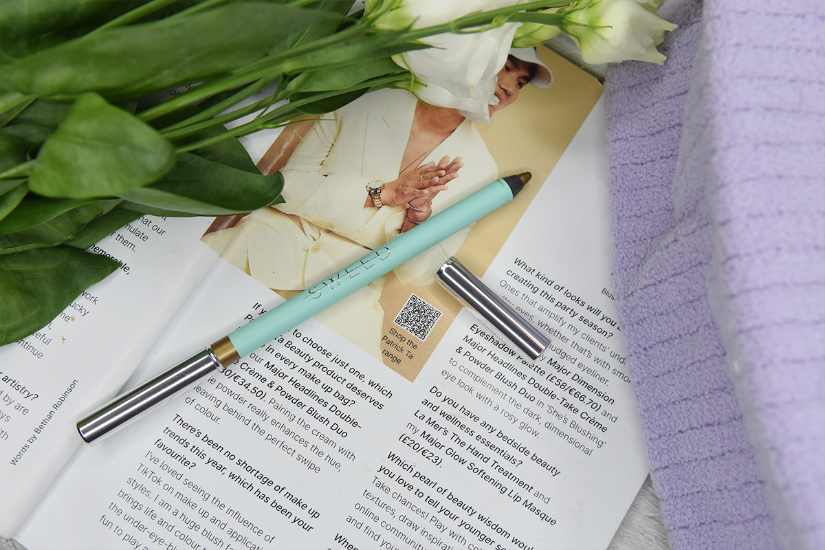 Sweed Satin Eyeliner in Golden Beetle Sweed Satin Eyeliner in Golden Beetle