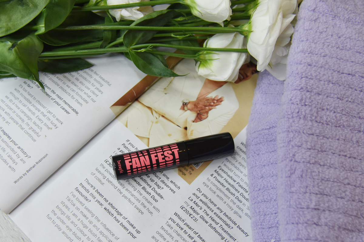Benefit Fan Fest Mascara Hyper Black Benefit Fan Fest Mascara Hyper Black