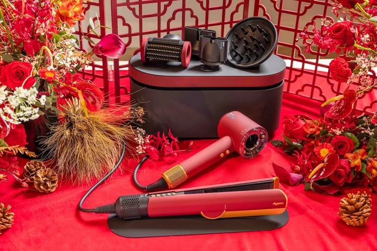 Dyson Supersonic Nural™ Hair Dryer Velvet Lunar New Year 2025 Limited Edition Dyson Supersonic Nural™ Hair Dryer Velvet Lunar New Year 2025 Limited Edition
