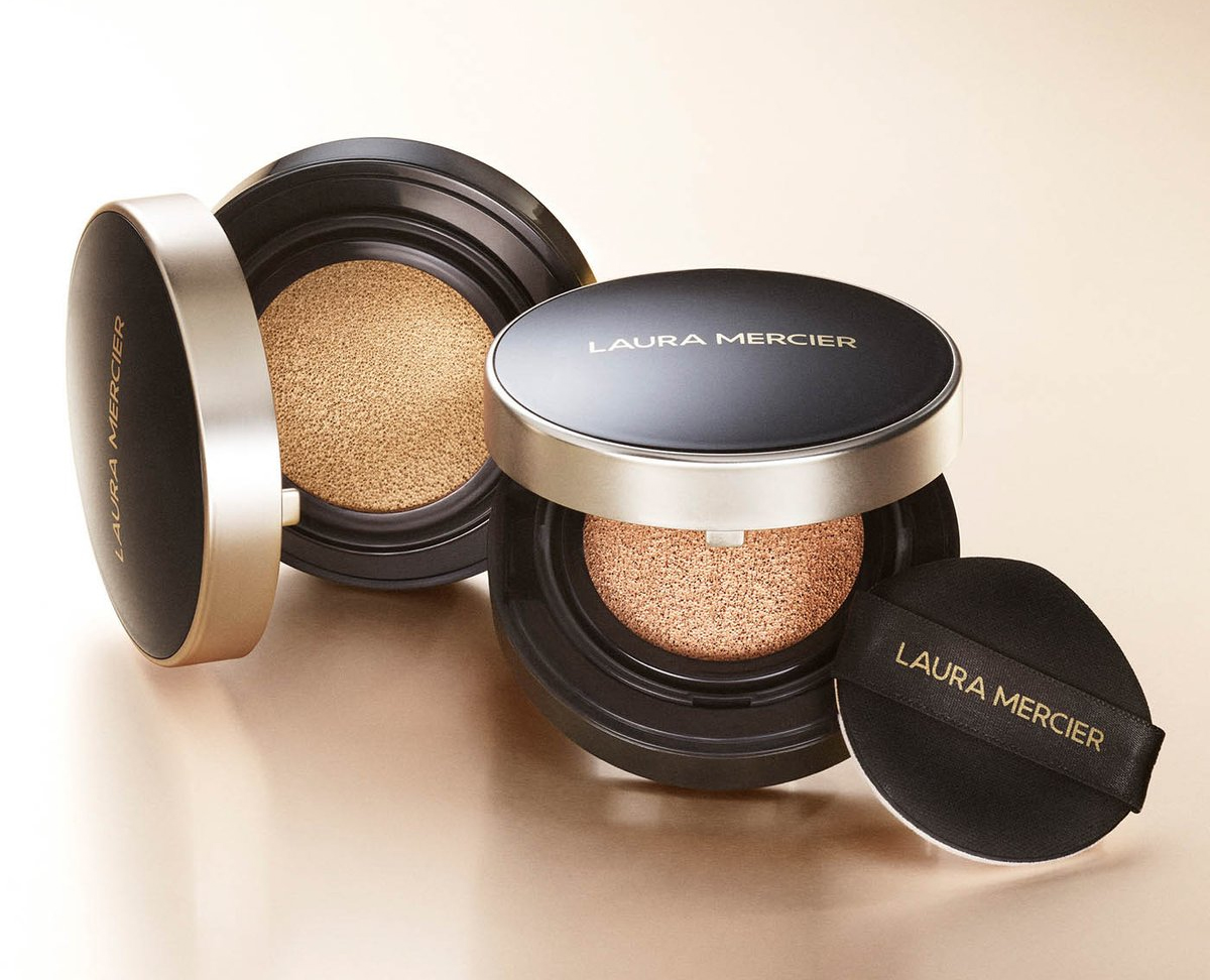 Laura Mercier Flawless Lumière Radiance-Perfecting Cushion SPF 50 UVA/UVB PA++++ Laura Mercier Flawless Lumière Radiance-Perfecting Cushion SPF 50 UVA/UVB PA++++