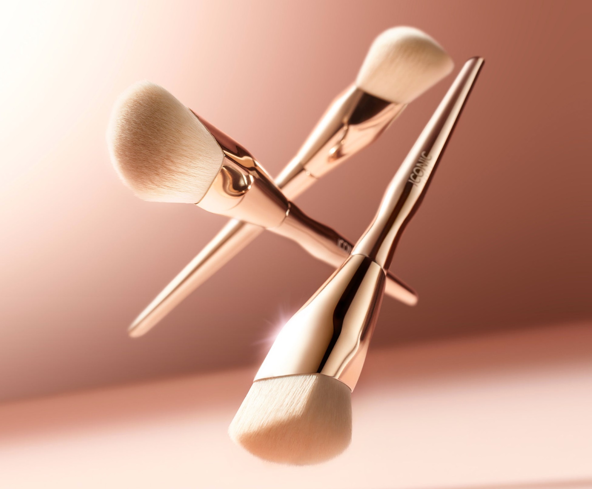 ICONIC London Complexion Brush ICONIC London Complexion Brush