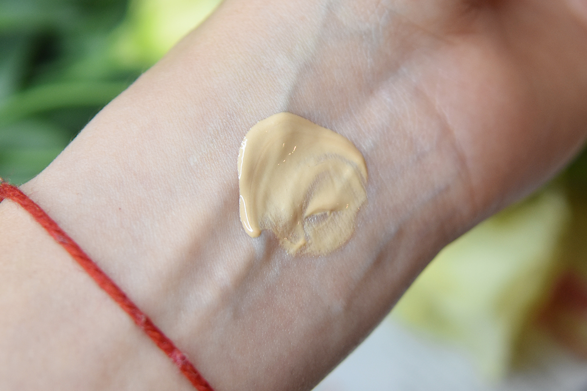 Supergoop! Glowscreen Review Supergoop! Glowscreen Review