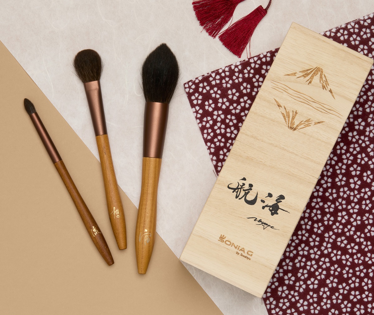 Sonia G by Tesshyu The Voyage Set Sonia G by Tesshyu The Voyage Set