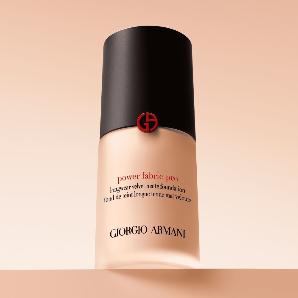 Armani Power Fabric Foundation Armani Power Fabric Foundation