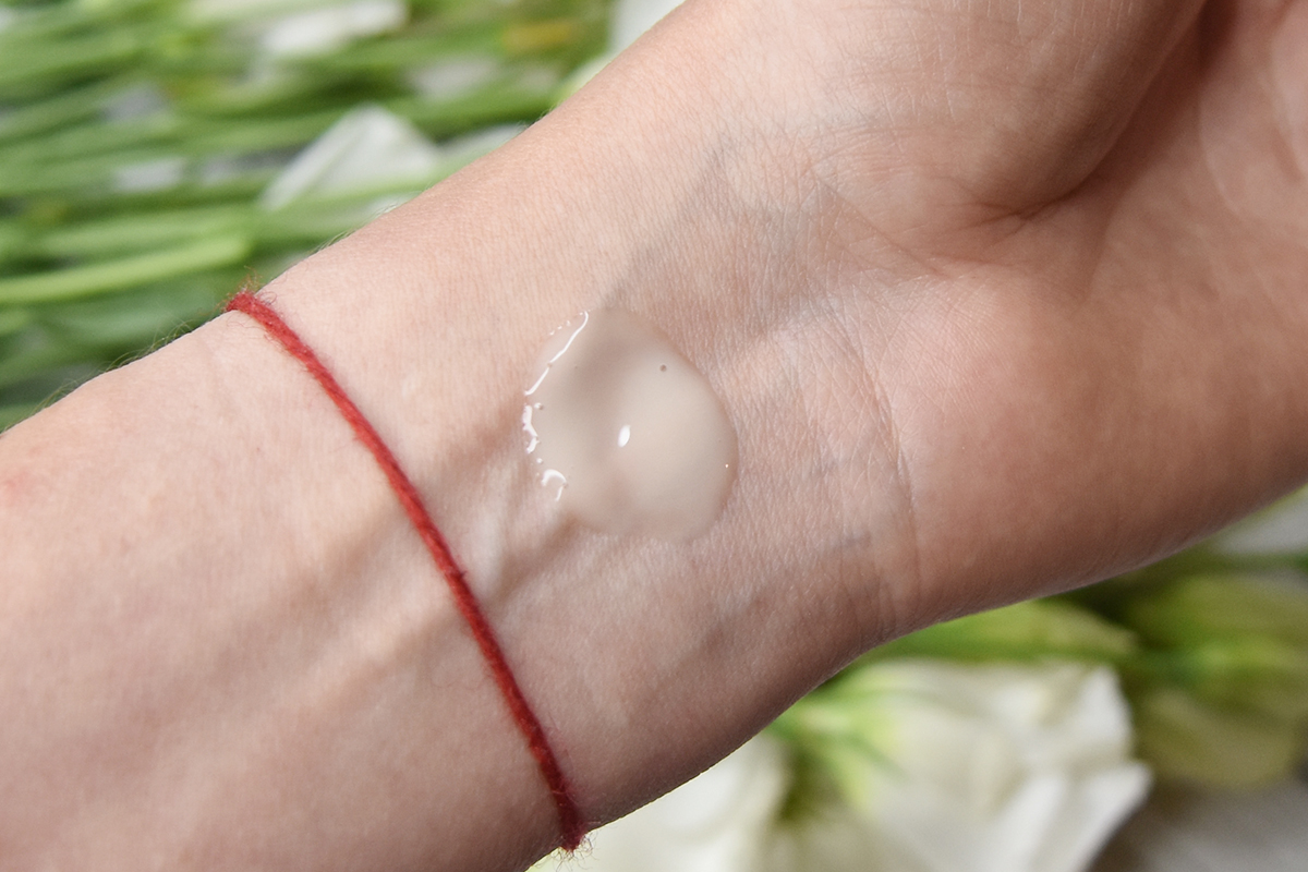 Glow Recipe Pomegranate Serum Review Glow Recipe Pomegranate Serum Review