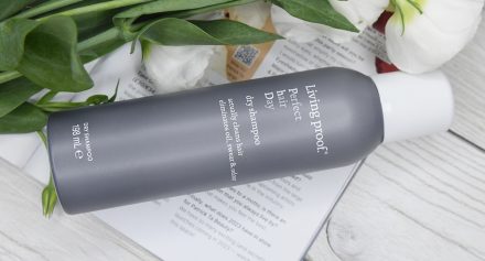 Living Proof Perfect Hair Day (PhD) Dry Shampoo Review Living Proof Perfect Hair Day (PhD) Dry Shampoo Review