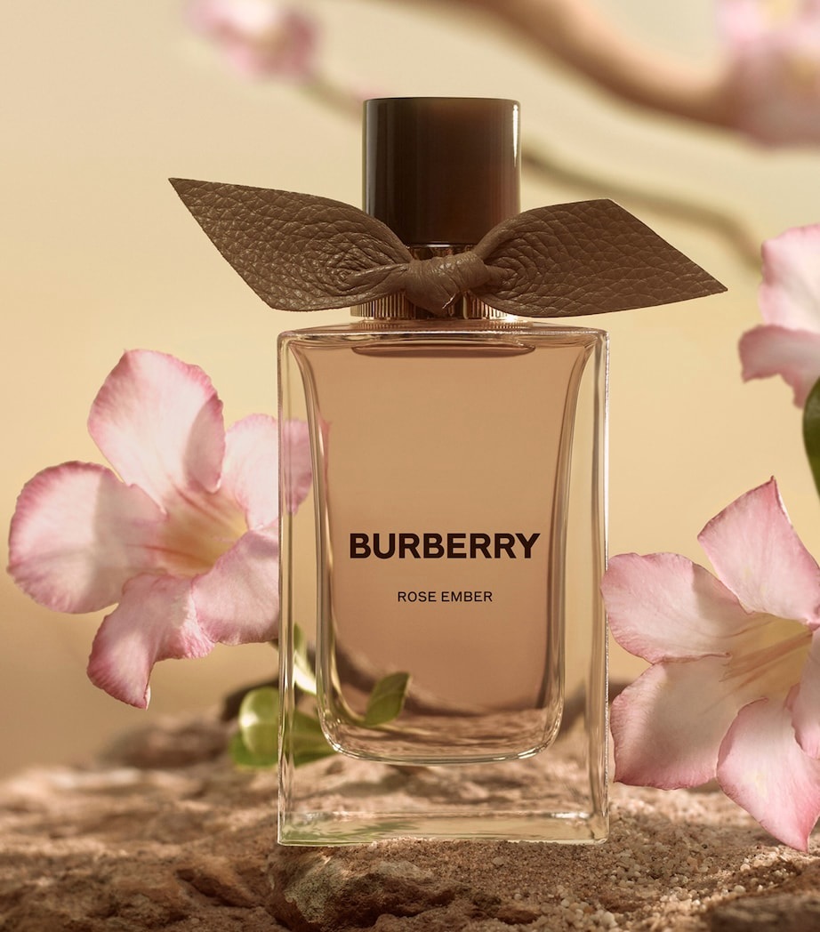 Burberry Signatures Extreme Botanicals Rose Ember Eau de Parfum Burberry Signatures Extreme Botanicals Rose Ember Eau de Parfum