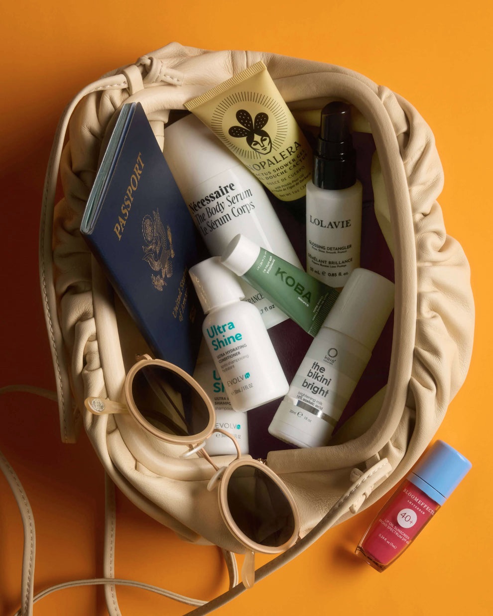 Credo Beauty Glow On The Road Summer Travel Kit Credo Beauty Glow On The Road Summer Travel Kit