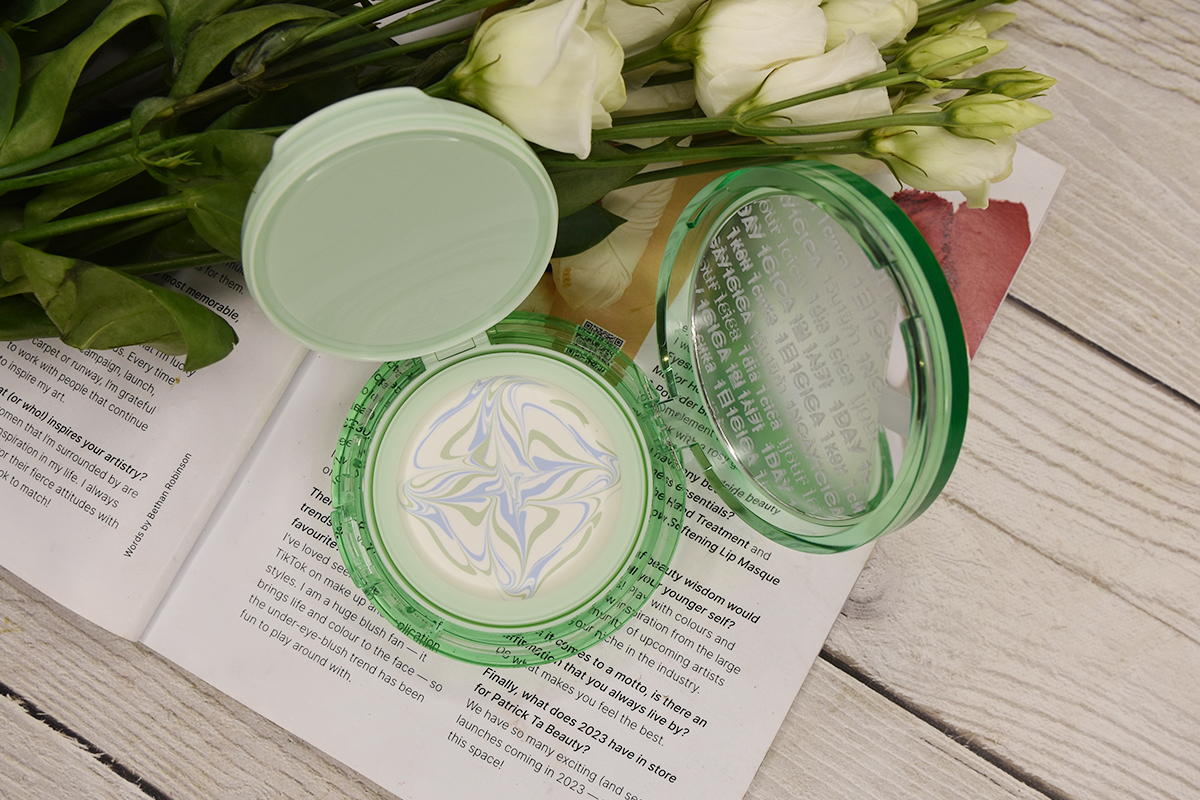 VT Cica Essence Sun Pact VT Cica Essence Sun Pact