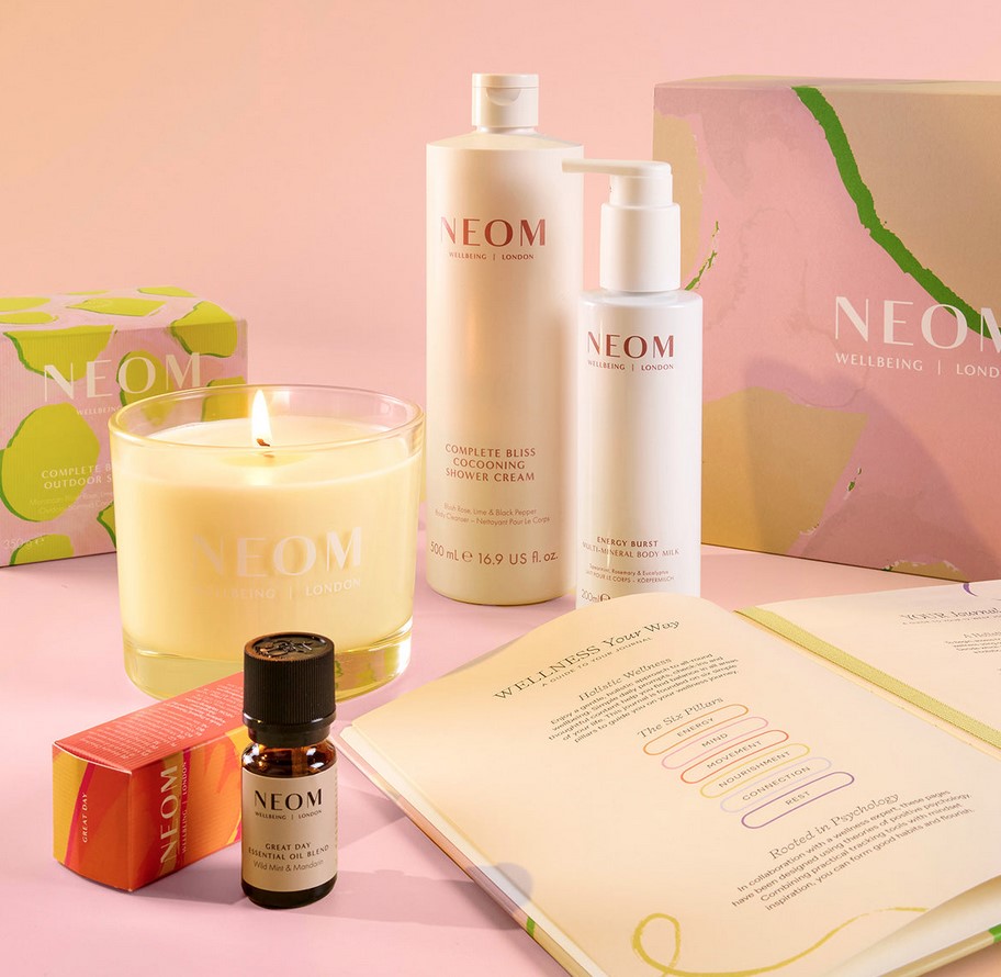 NEOM Turns Twenty Birthday Box 2025 NEOM Turns Twenty Birthday Box 2025