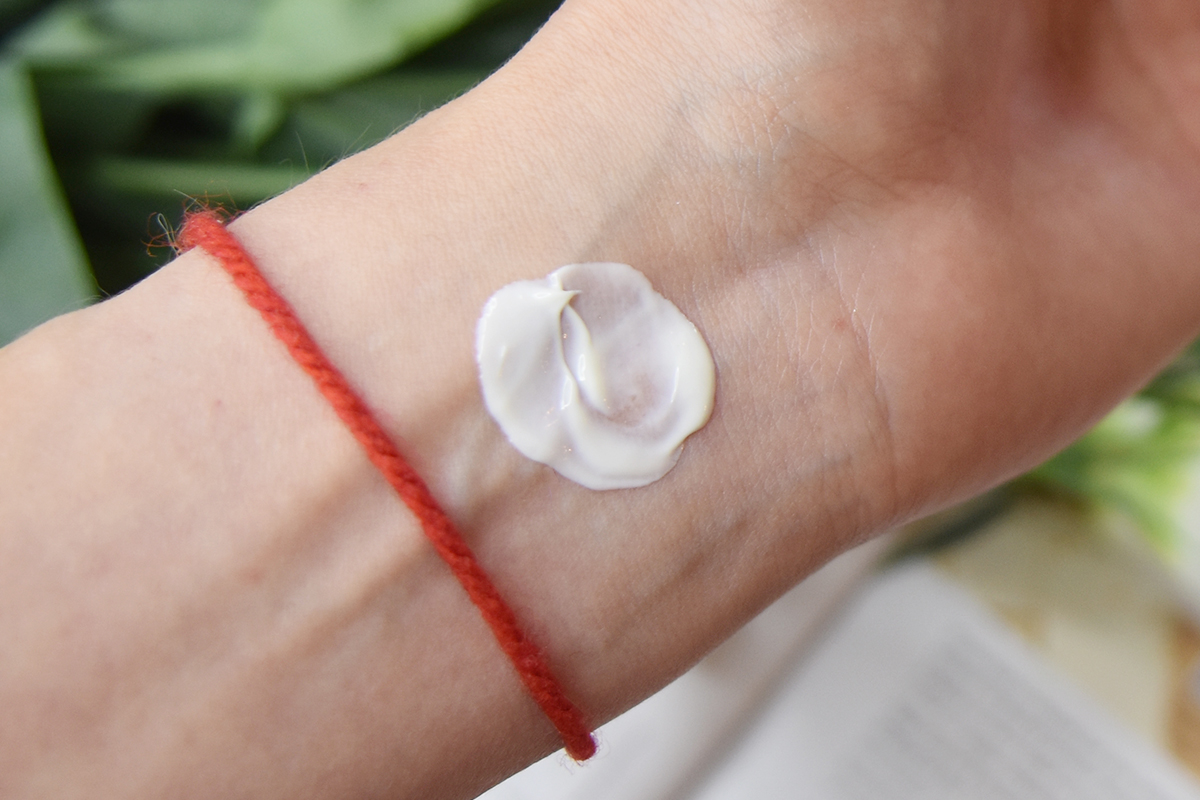 SOME BY MI Truecica Aqua Calming Sunscreen SPF50 Review SOME BY MI Truecica Aqua Calming Sunscreen SPF50 Review