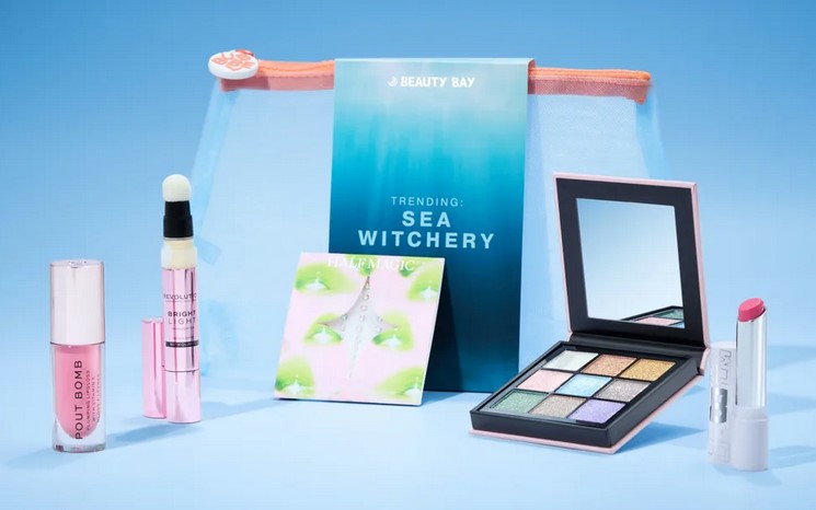 BEAUTY BAY Sea Witchery Bag 2025