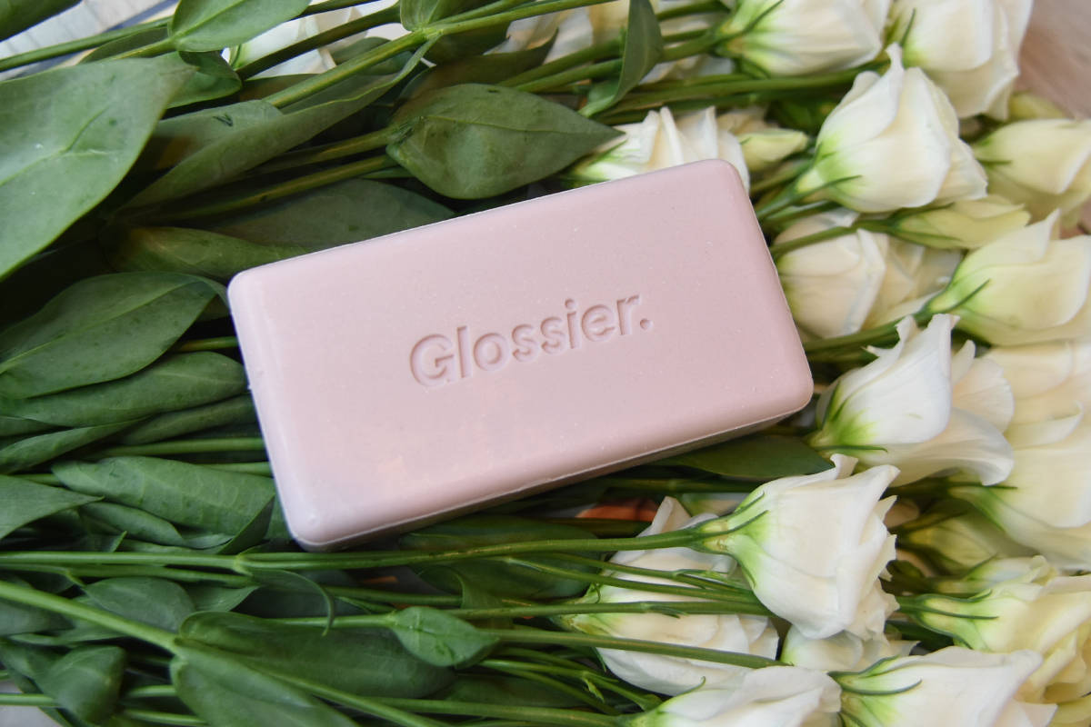 Glossier Body Hero Exfoliating Bar Review Glossier Body Hero Exfoliating Bar Review