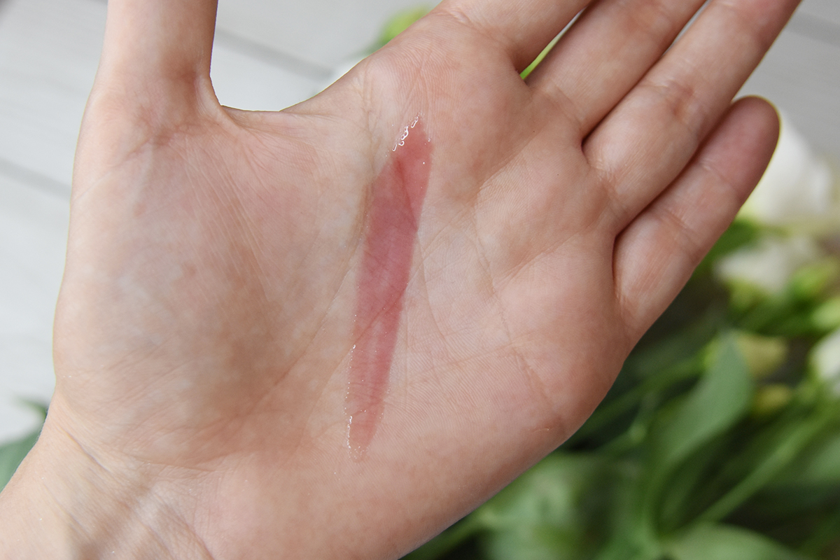 R.E.M. Beauty Essential Drip Glossy Balm in Cherry Cola review R.E.M. Beauty Essential Drip Glossy Balm in Cherry Cola review