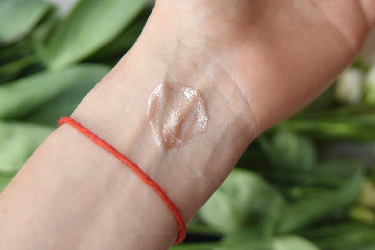 R.E.M. Beauty Dreamglow Highlight Serum review R.E.M. Beauty Dreamglow Highlight Serum review