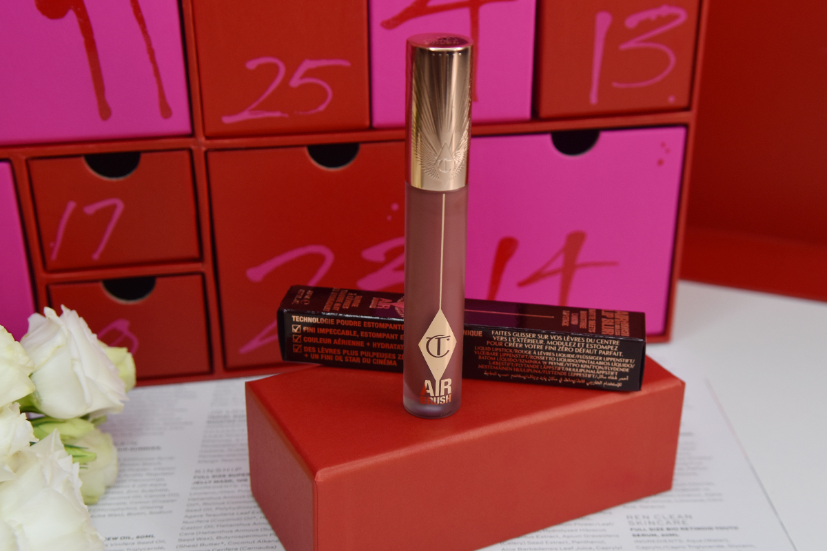 Charlotte Tilbury Airbrush Flawless Lip Blur in Walk of No Shame Charlotte Tilbury Airbrush Flawless Lip Blur in Walk of No Shame