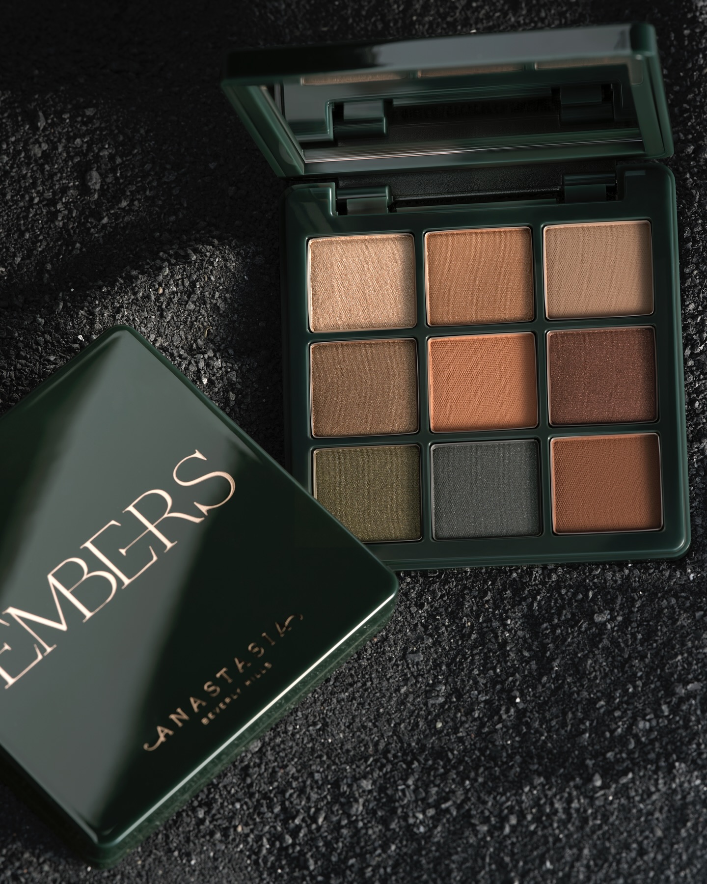 Anastasia Beverly Hills Cosmetics Embers Anastasia Beverly Hills Cosmetics Embers