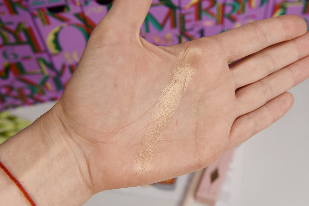 Rare Beauty All of the Above Weightless Eyeshadow Stick Rare Beauty All of the Above Weightless Eyeshadow Stick