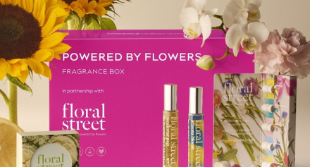 Next x Floral Street Powered by Flowers Fragrance Box 2025 Next x Floral Street Powered by Flowers Fragrance Box 2025