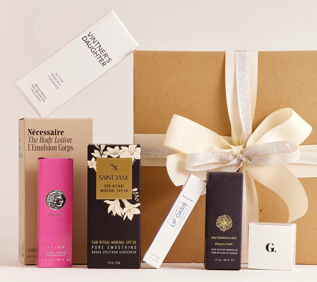 ONDA x EMC These Are a Few of Our Favorite Things Box 2025 ONDA x EMC These Are a Few of Our Favorite Things Box 2025