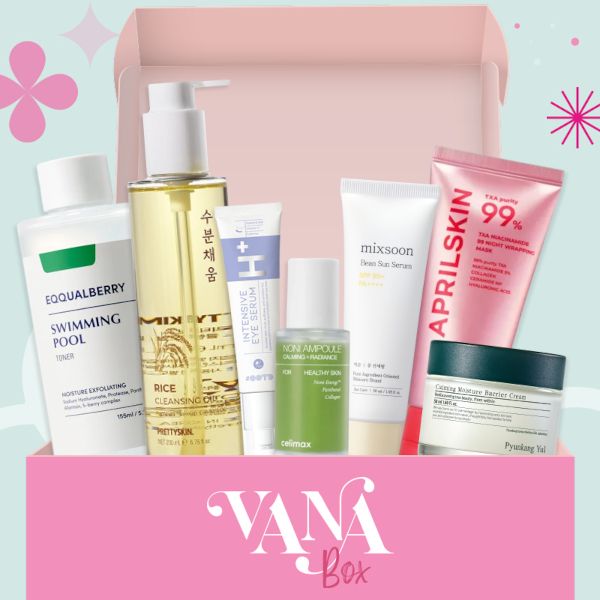 Stylevana VANA Box Cozy Christmas Warmers 2025 Stylevana VANA Box Cozy Christmas Warmers 2025