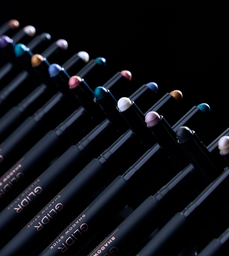 Anastasia Beverly Hills GLIDR Shadow Stick