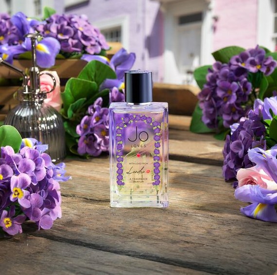 Jo Loves With Love from London