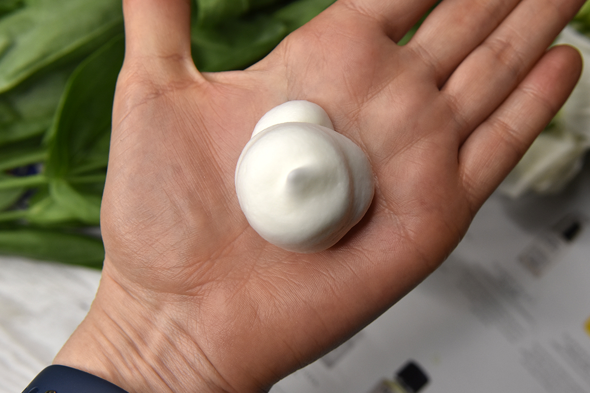 Rare Beauty Find Comfort Hydrating Body Mousse to Oil Rare Beauty Find Comfort Hydrating Body Mousse to Oil