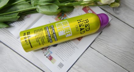 TIGI Bed Head Oh Bee Hive Volume and Matte Dry Shampoo Review TIGI Bed Head Oh Bee Hive Volume and Matte Dry Shampoo Review