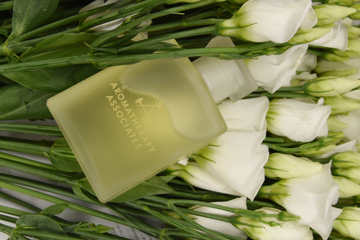 Aromatherapy Associates De-Stress Muscle Bath & Shower Oil Aromatherapy Associates De-Stress Muscle Bath & Shower Oil