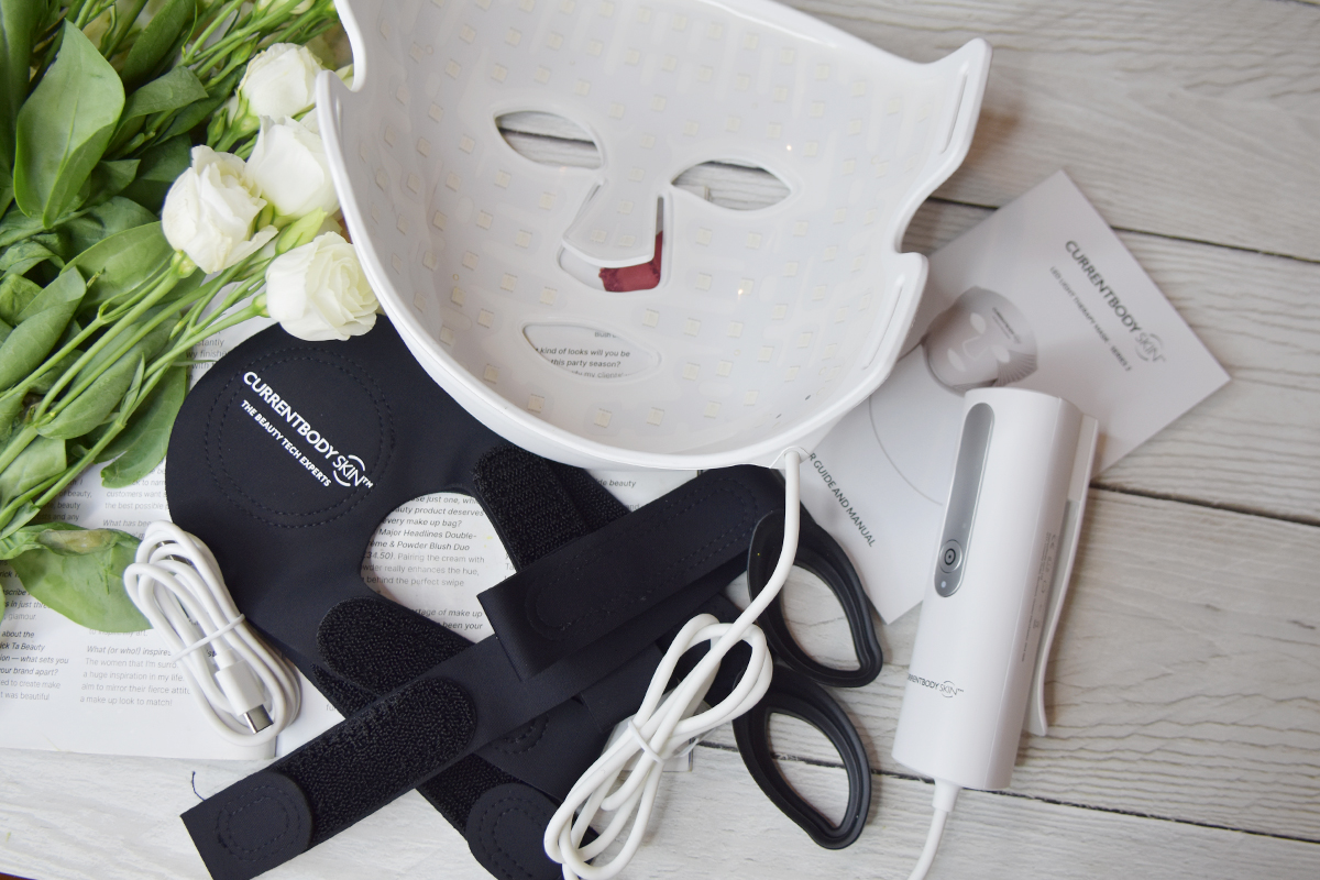 Currentbody LED Red Face Mask 2 Currentbody LED Red Face Mask 2