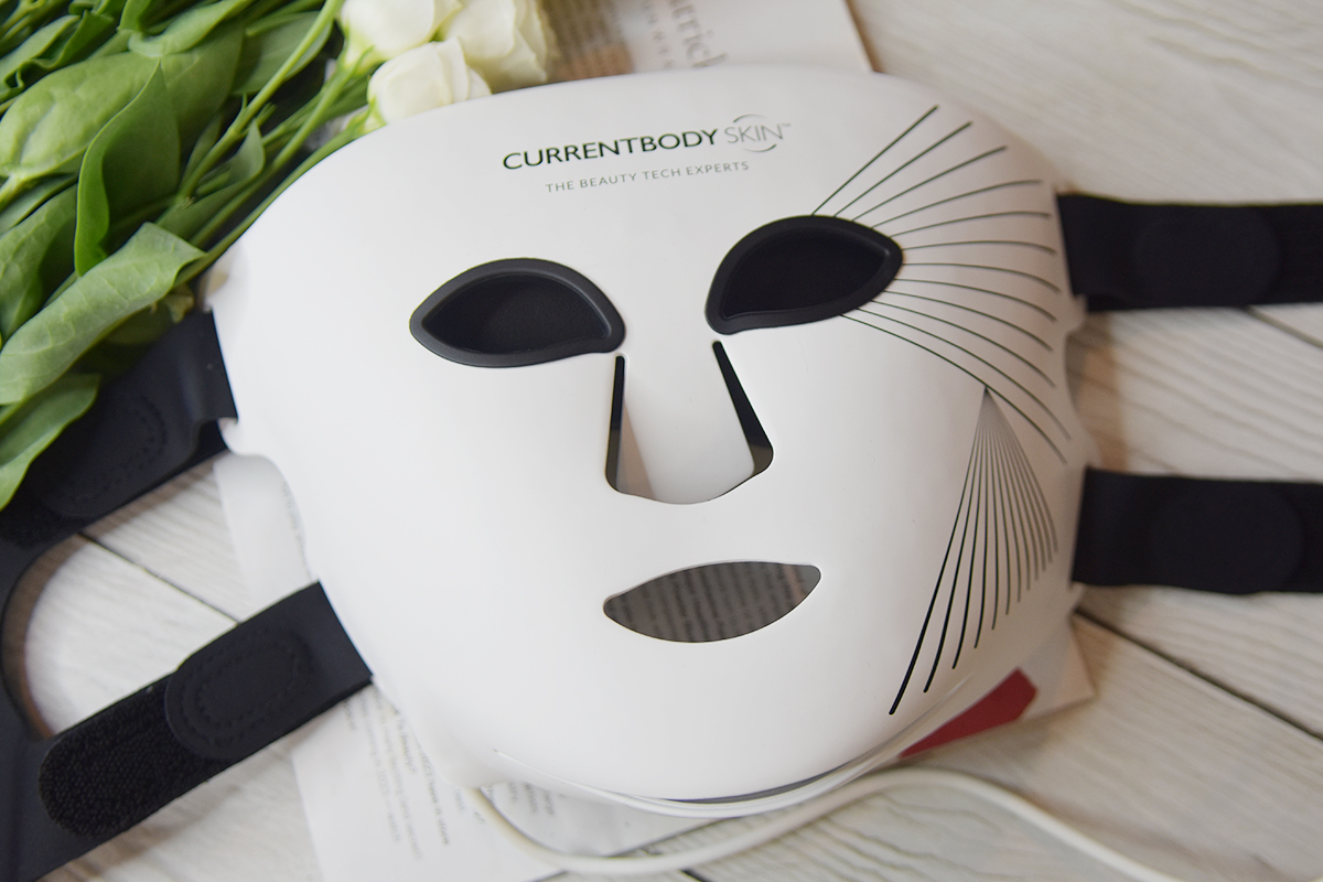 Currentbody LED Mask 2 Review Currentbody LED Mask 2 Review